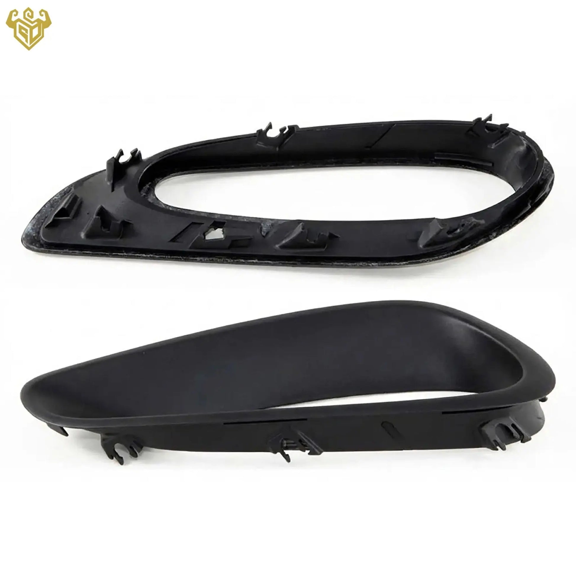 Motorsport-inspired matte black side air vent housing for Porsche 992 GT3 RS.